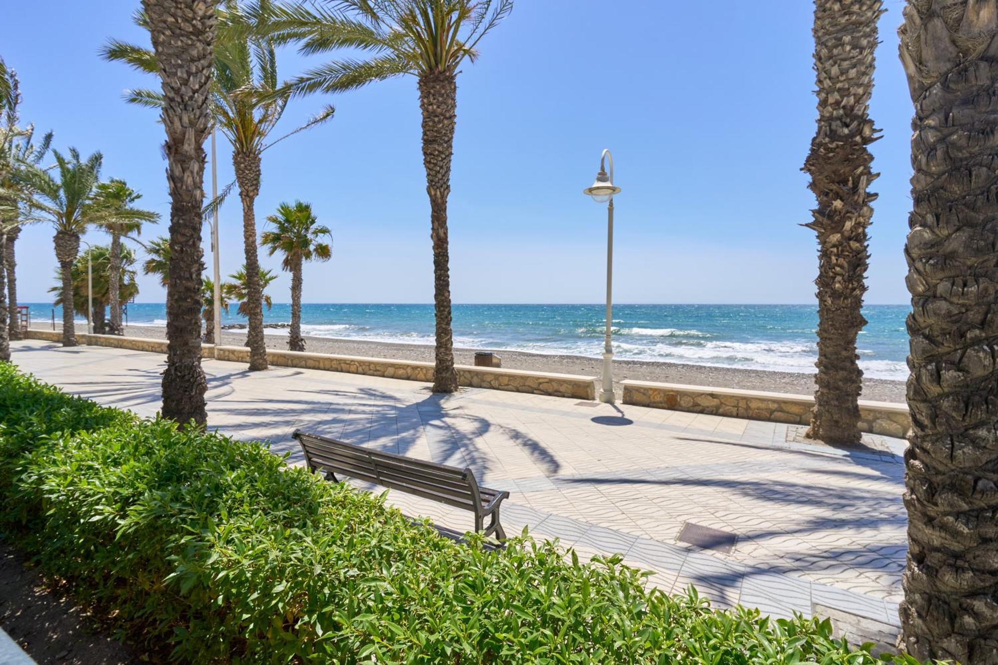 Apartamento Primera Linea Playa Algarrobo Costa Exteriér fotografie